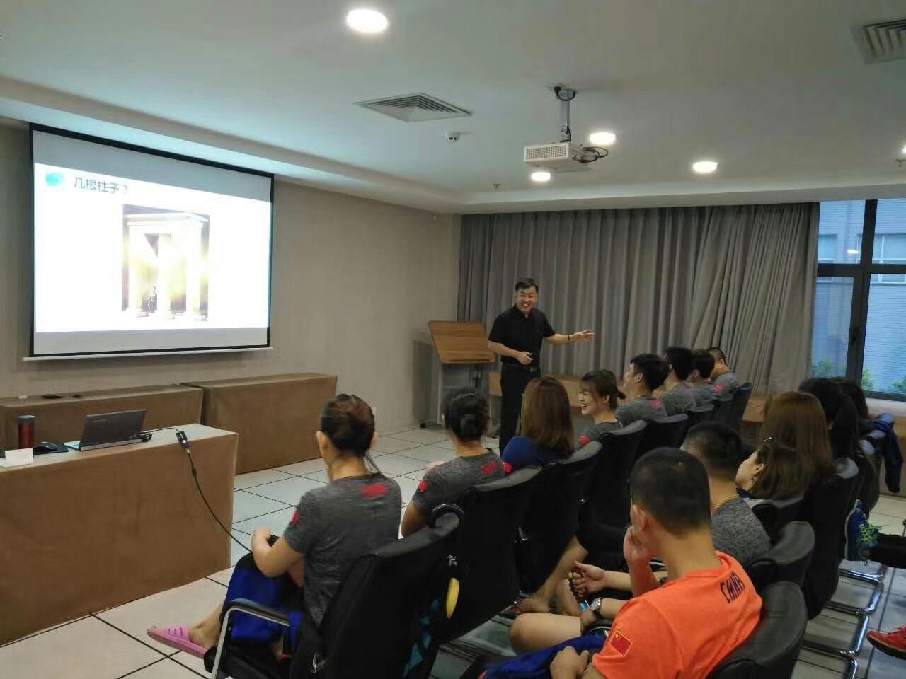 新澳门今晚开特马开奖，迅速解答问题_桌面版25.86.26