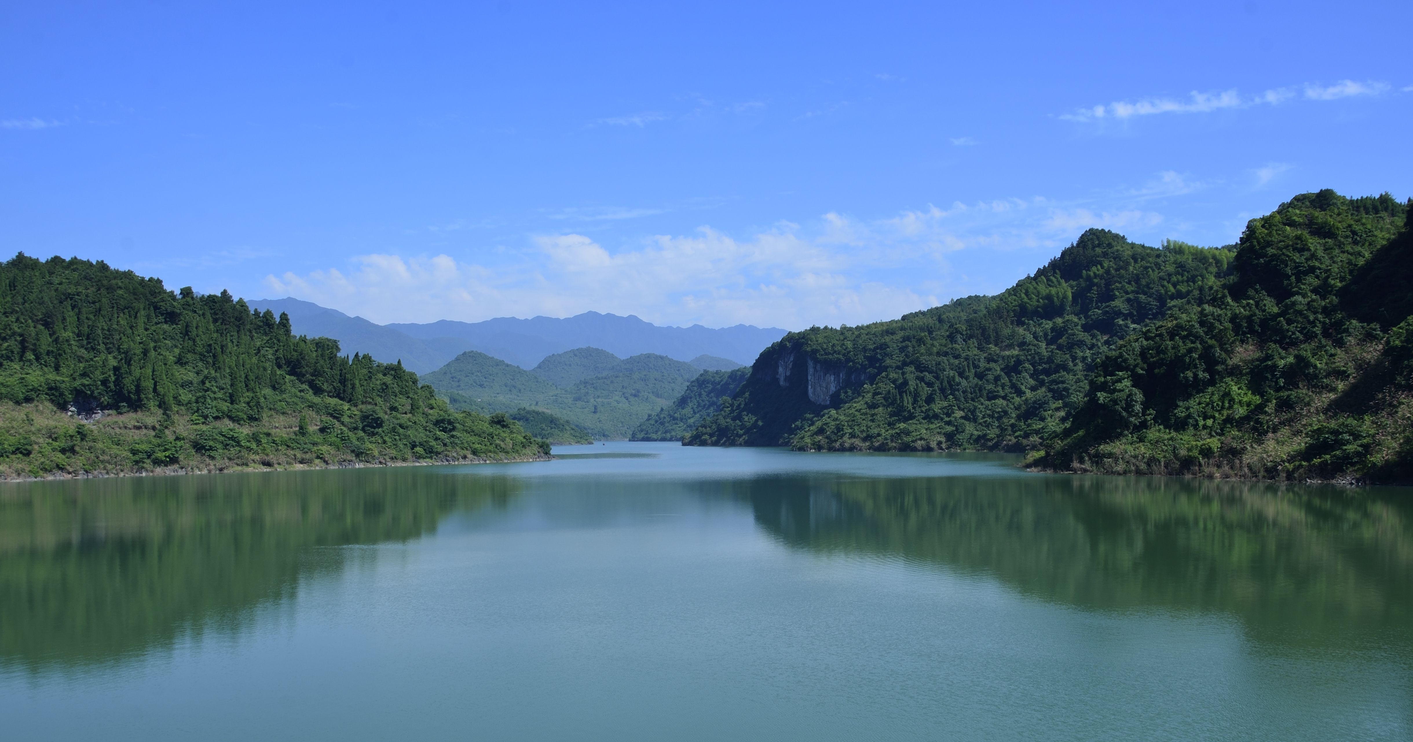 郎源水库最新动态，自然美景探索之旅的心灵洗礼与重生体验
