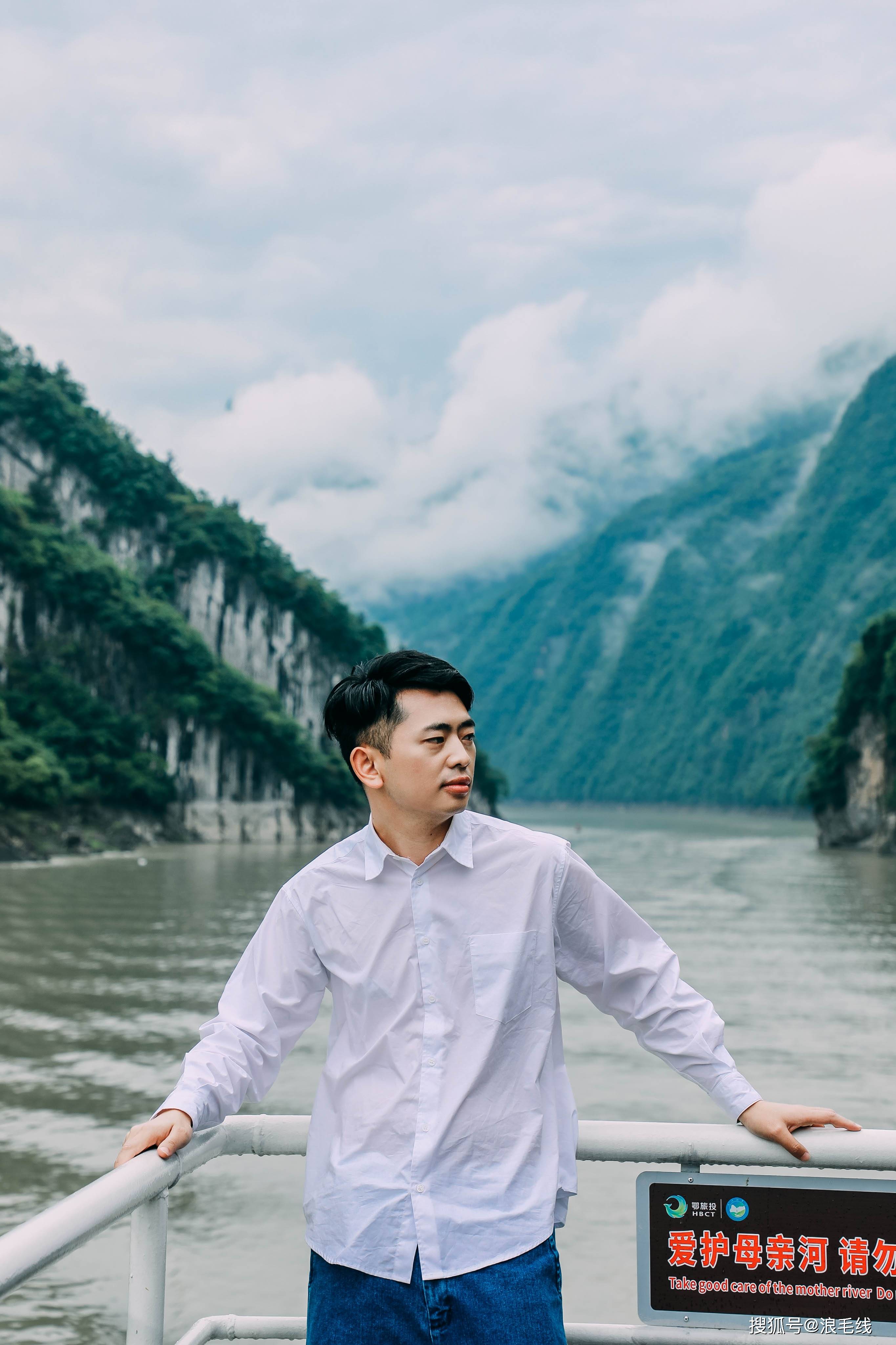 廖俊涛最新探索之旅，自然美景的心灵之旅，寻找平和之乐