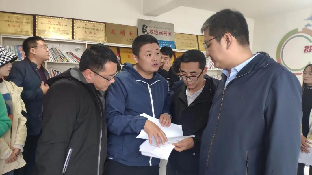 脱贫攻坚最新访谈实录，深度探讨与策略分享