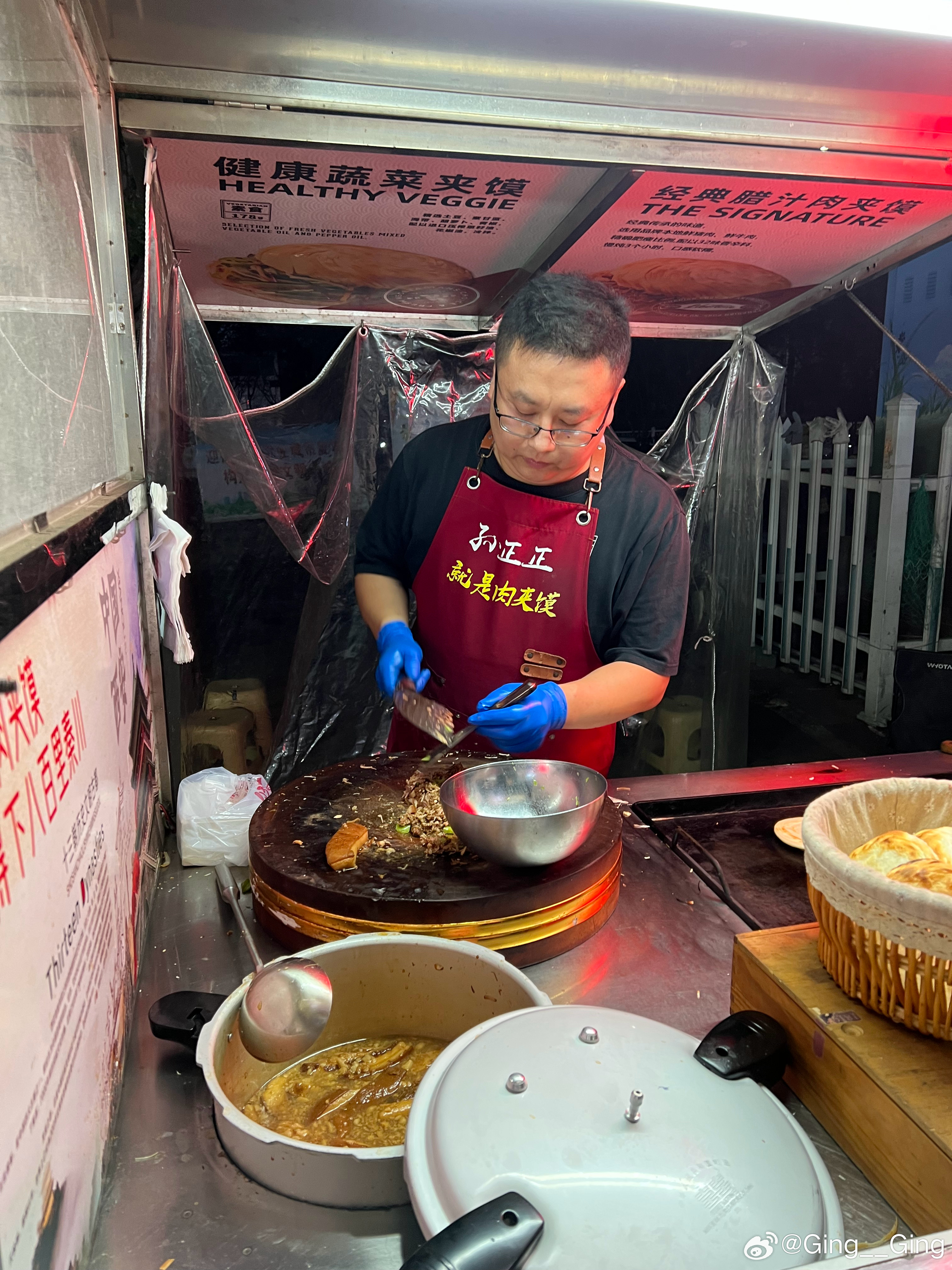 姚和民最新发现，小巷中的美食秘境