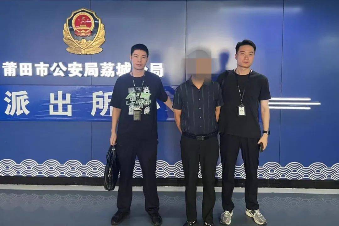 黄某锋最新案情及日常故事，城市温情纽带的见证