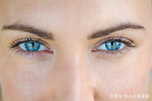 假体隆鼻价格详解及费用概述