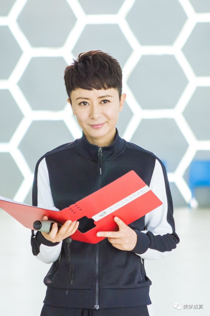 张恒明星泡泡与公众人物的双重效应影响