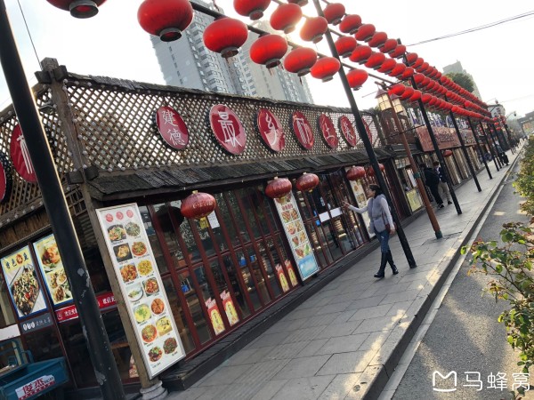小巷深处的惊喜小店，最新优惠码大放送