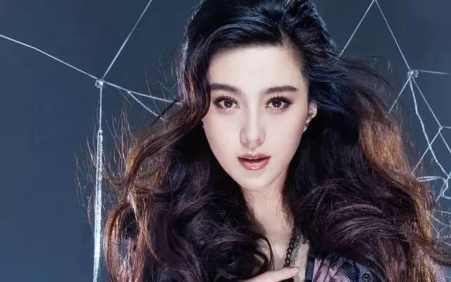 女明星的复杂现象，公众视线下的混乱与纷争