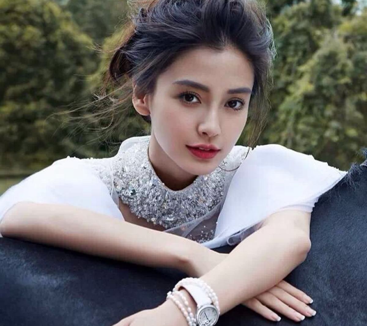 戴菲演员，演技与表现的深度探讨
