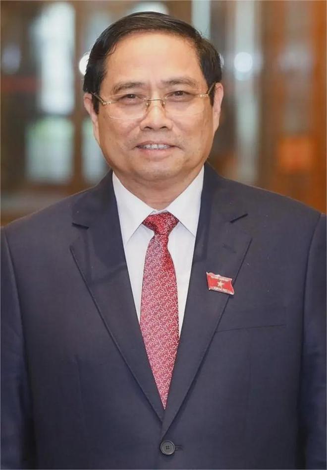 范明的军衔之路，变化、学习与成就的力量见证成长之路