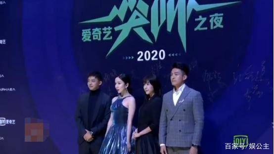 一转成双最新剧集揭晓，爱情与转变的交响曲正热烈上演。