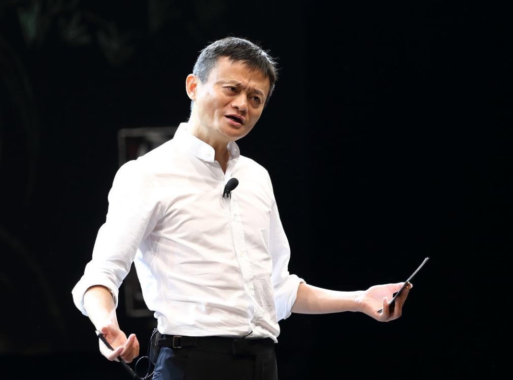 郎咸平最新演讲,郎咸平最新演讲，解读经济热点，洞悉未来趋势