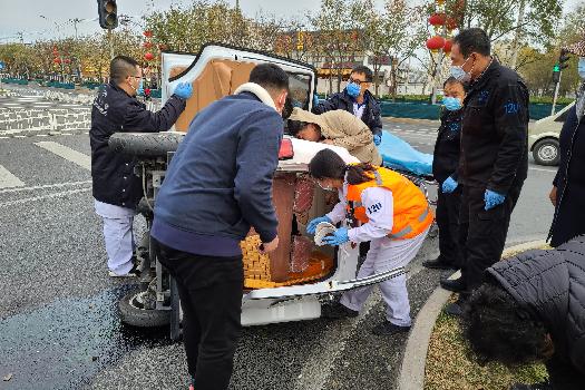 最新老年代步车，驶向自信与成就感的出行之旅